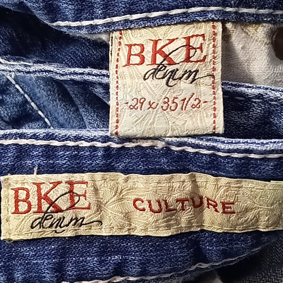 BKE Denim Culture Distressed Faded Bootcut Blue Jeans Size 29×35 - Picture 15 of 16